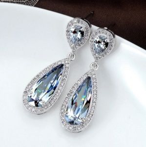 Clear CZ earrings